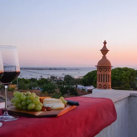 Private House, Amazing Sea View, Swimming Pool * Moncarapacho
