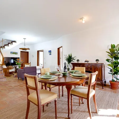 بيت للعطل Private House, Amazing Sea View, Swimming Pool