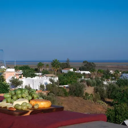Private House, Amazing Sea View, Swimming Pool Feriehus